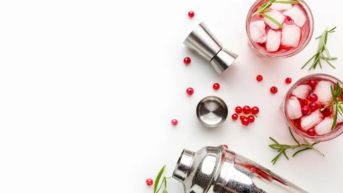 les-elements-essentiels-dun-bon-kit-cocktail-pour-des-boissons-parfaites